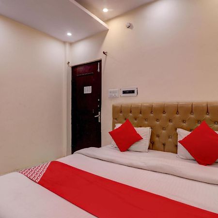 Hotel O Moon Palace Near Sahara Ganj Mall Лакхнау Экстерьер фото