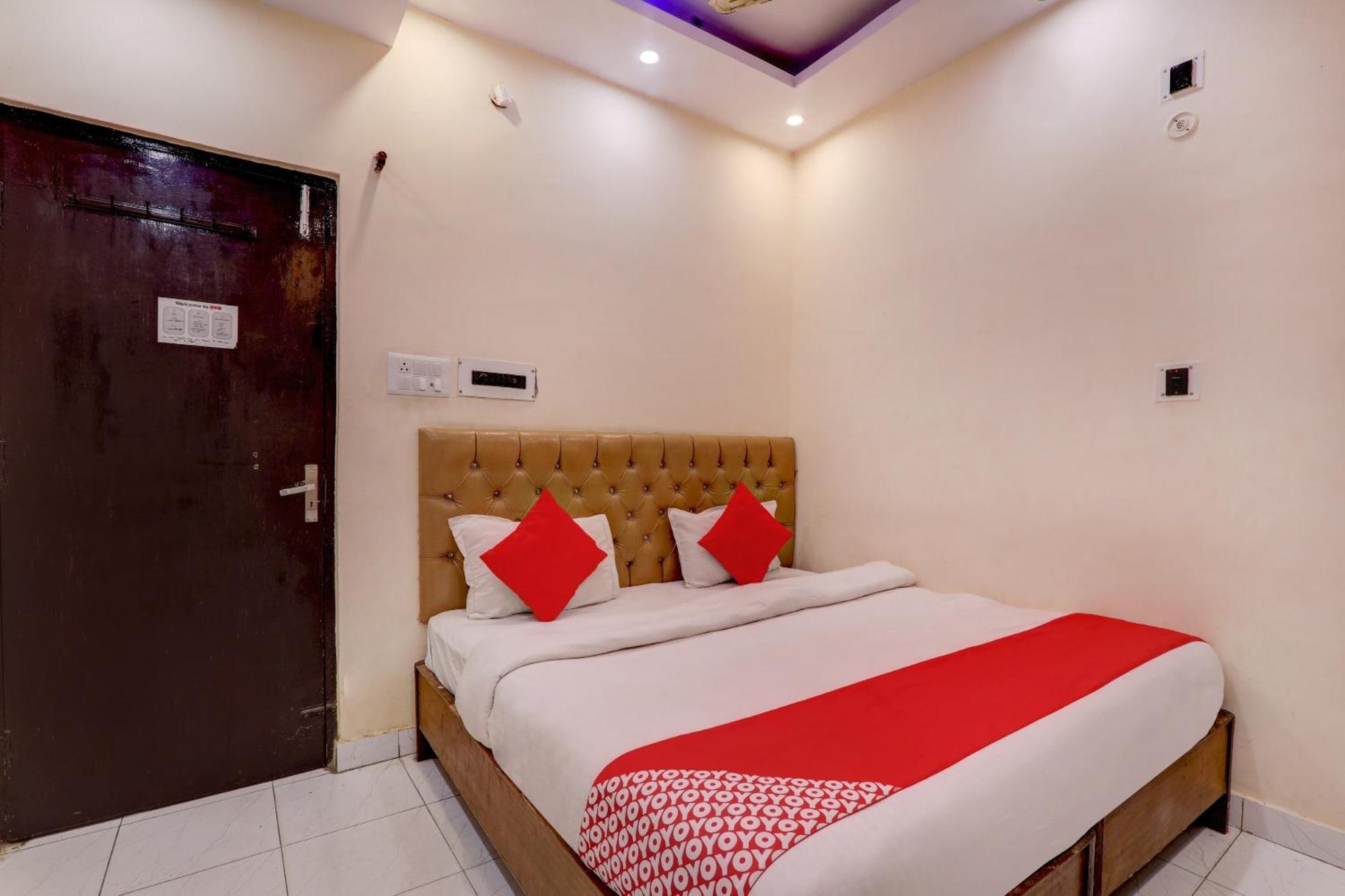 Hotel O Moon Palace Near Sahara Ganj Mall Лакхнау Экстерьер фото