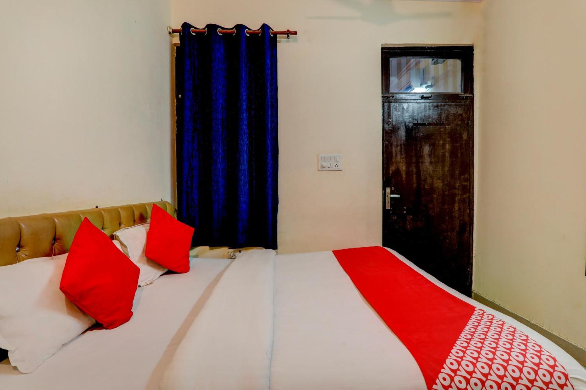 Hotel O Moon Palace Near Sahara Ganj Mall Лакхнау Экстерьер фото