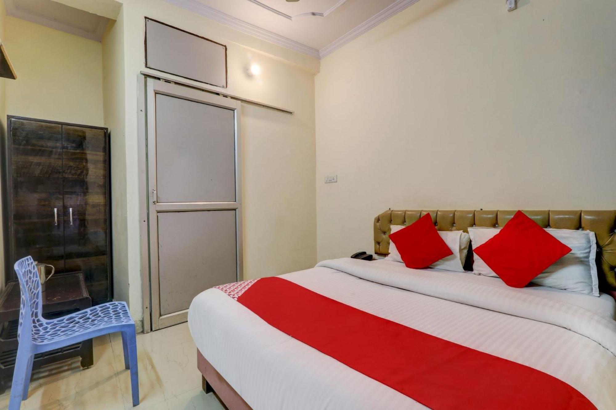 Hotel O Moon Palace Near Sahara Ganj Mall Лакхнау Экстерьер фото